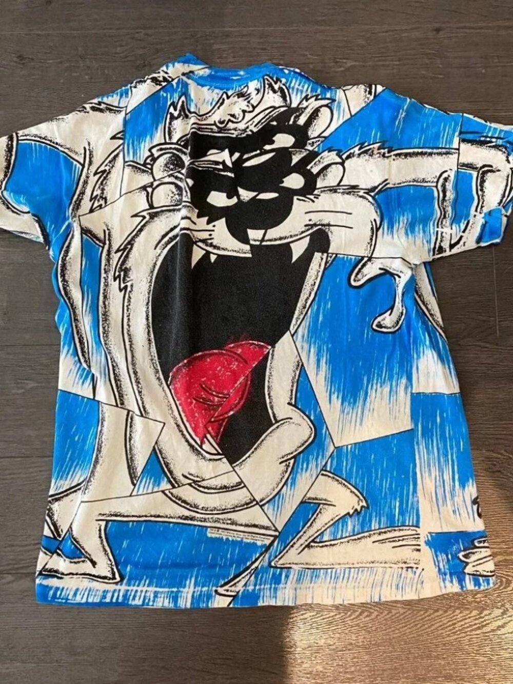 VINTAGE 1991 WARNER BROTHERS 'TAZ' AOP T-SHIRT SIZE MEDIUM - Picture 6 of 9